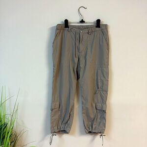⭐️The North Face Women’s Beige Khaki Hiking Cargo Capri  Pants size 8 Gorpcore